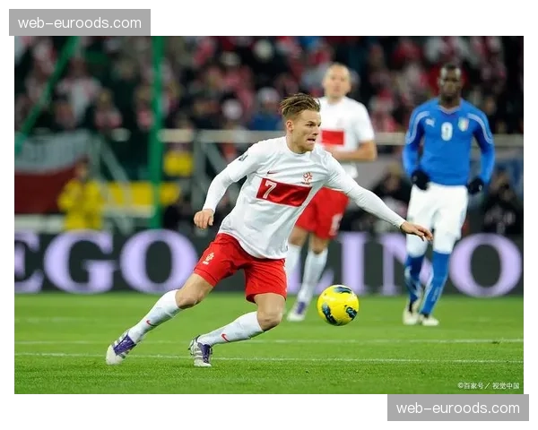 瓦伦西亚状态回升：科伯兰调教下球队逐渐找回比赛节奏